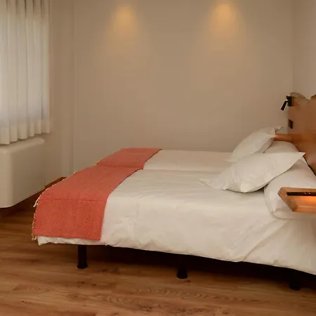 فندق A Reigada Restaurante غرانداس دي ساليمي